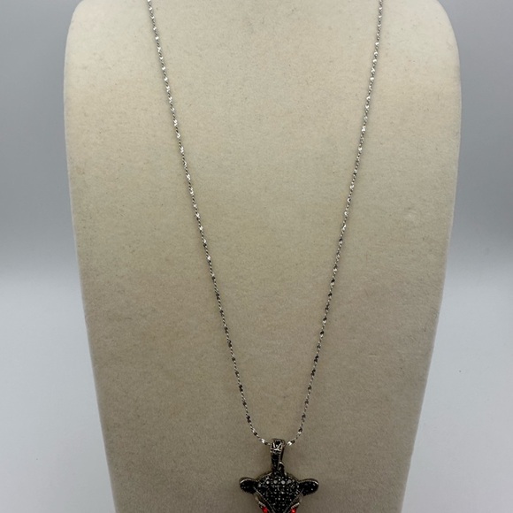 Fox Pendant Necklace with Green Stone on Silver Stainless Steel Chain - Picture 3 of 8